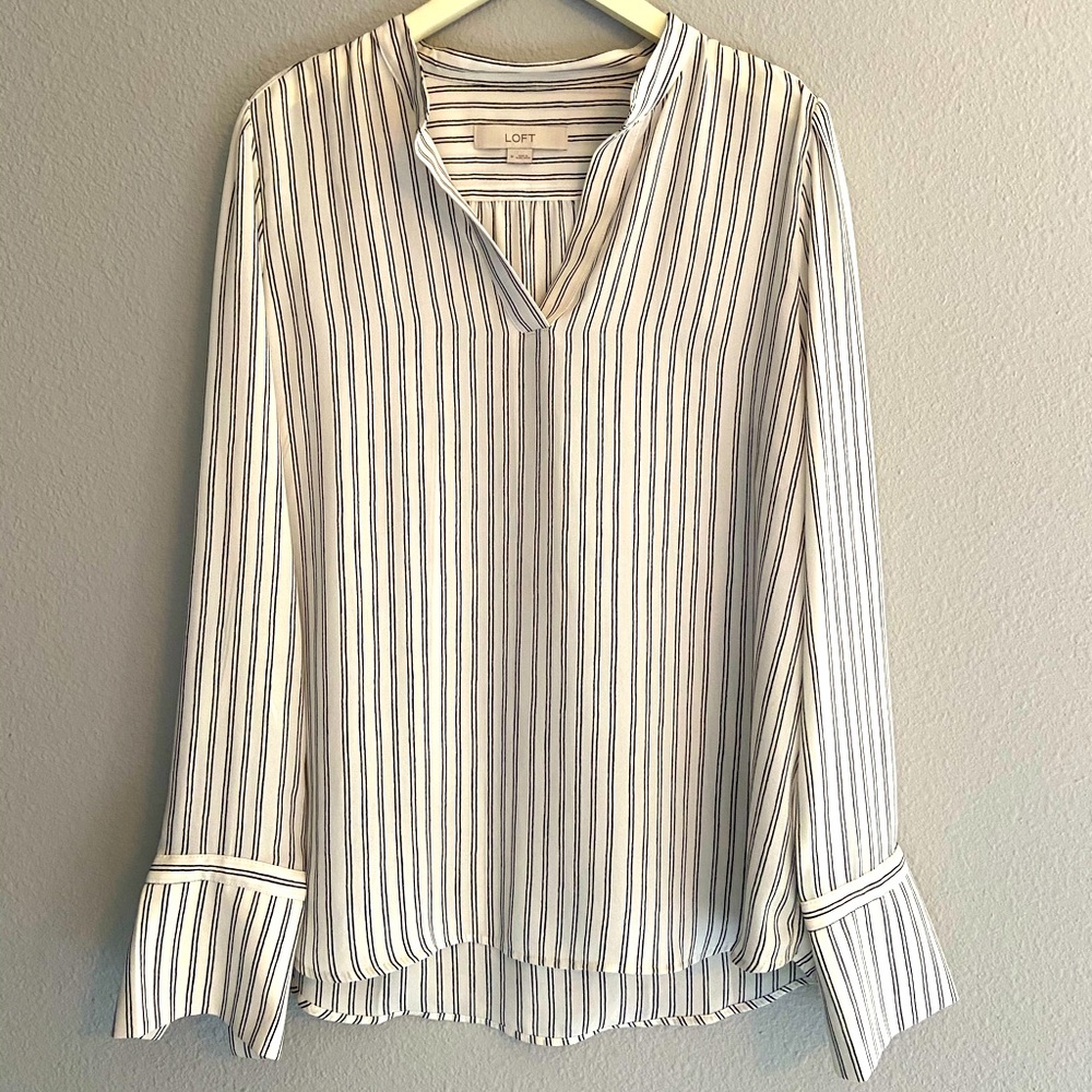 Loft Blouse Size Medium